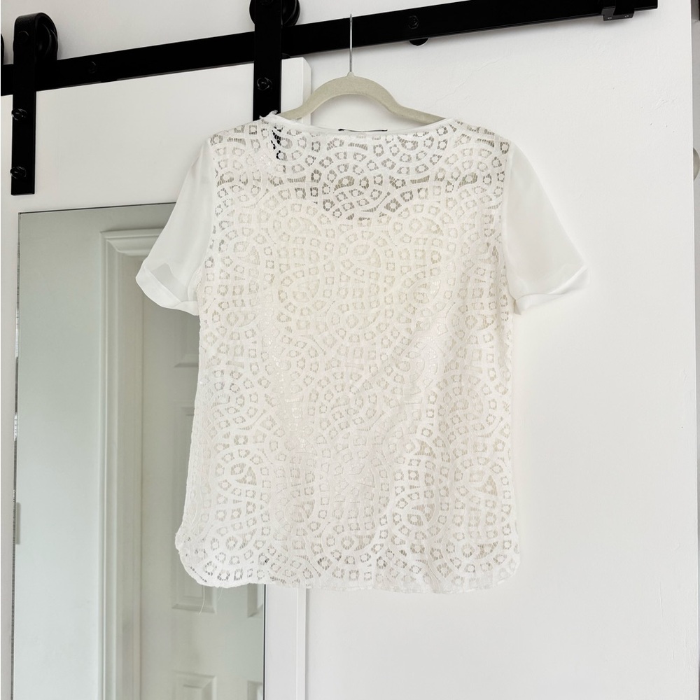 TAHARI Cream Lace Eyelet Women’s Top - Picture 2 of 6